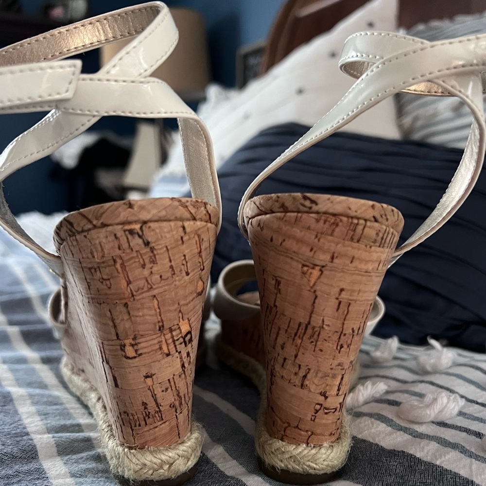 GUESS Espadrilles - Picture 3 of 8